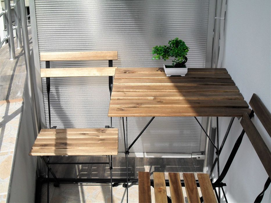 Апартамент Makена  до морската градина в Бургас с гараж и изглед море.