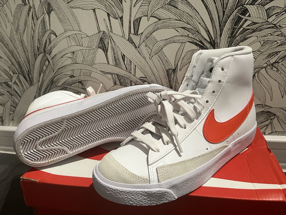 Нови Високи кецове Nike