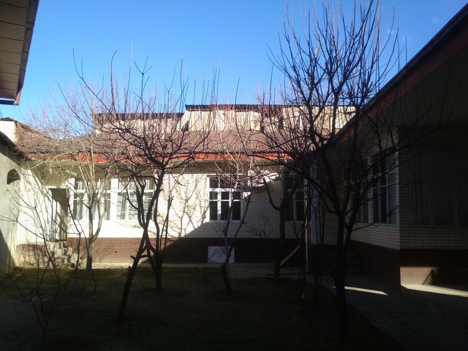 Продаётся дом рядом с речкой