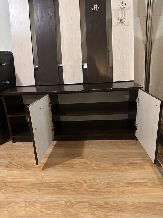 Продам прихожую 120*140