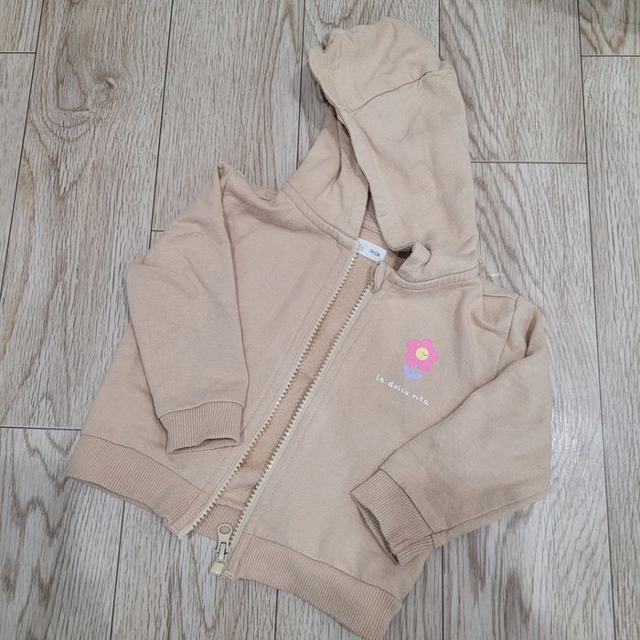 Отдам вещи на девочку