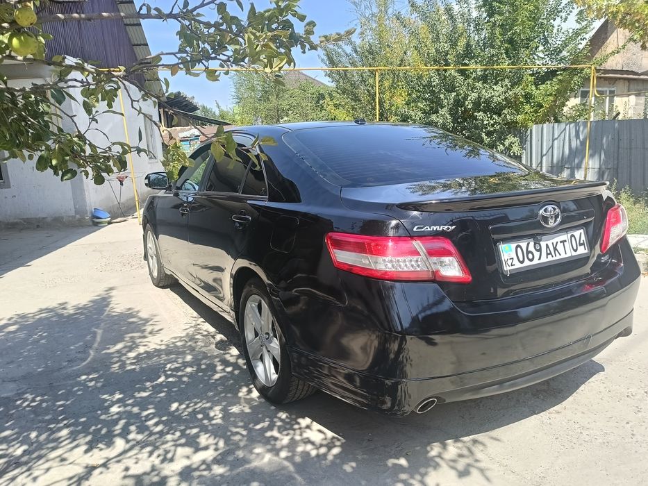 Продам Toyota Camry 2011г.
