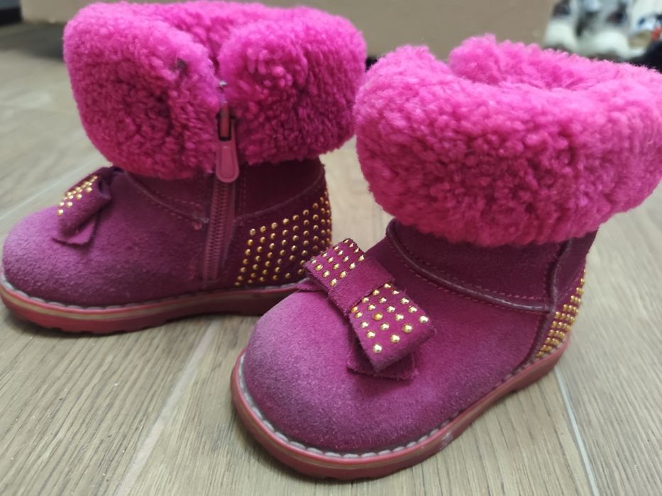 Продам зимние сапожки 21 размер