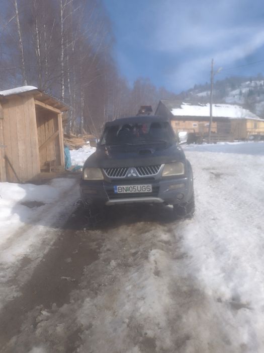Vând Mitsubishi L200