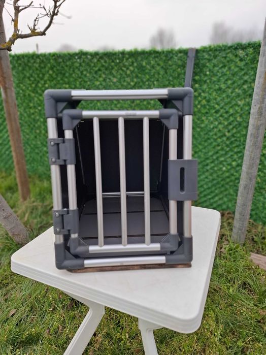 Клетка за кучета