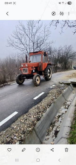 Tractor u650 vând/schimb