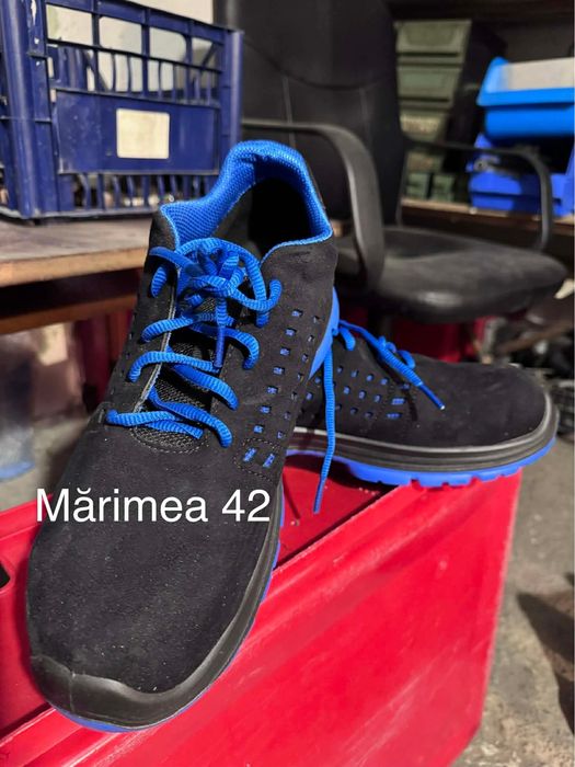 Papuci uvex  modele diferite