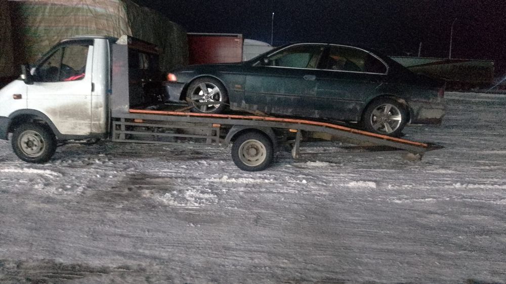 Услуги эвакуатора 24/7