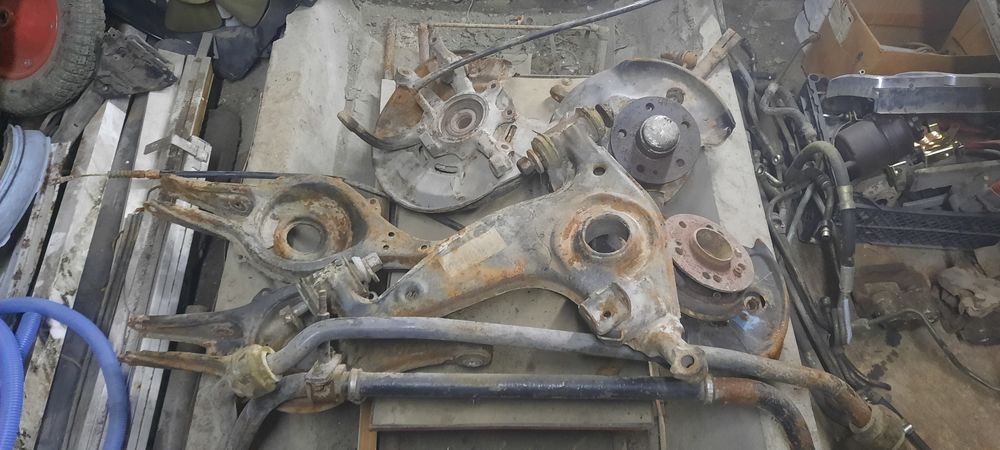 Запчасти на Мерседес  w140