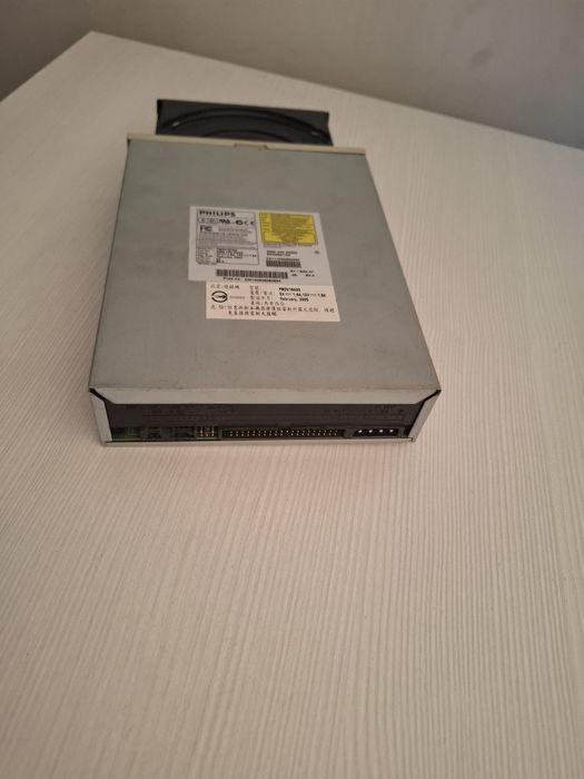 DVD PHILIPS model:pbdv1640g