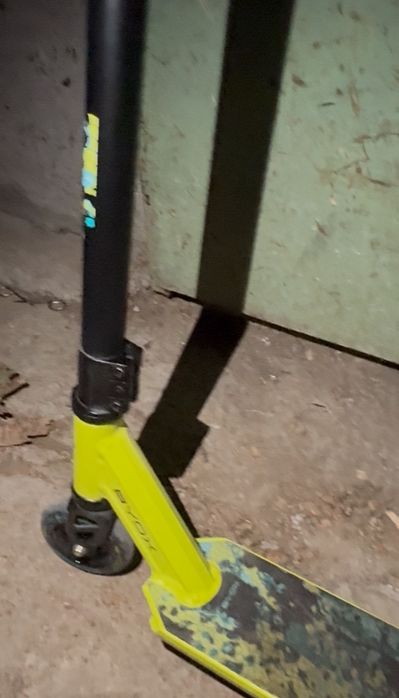 Алуминиева тротинетка за трикове