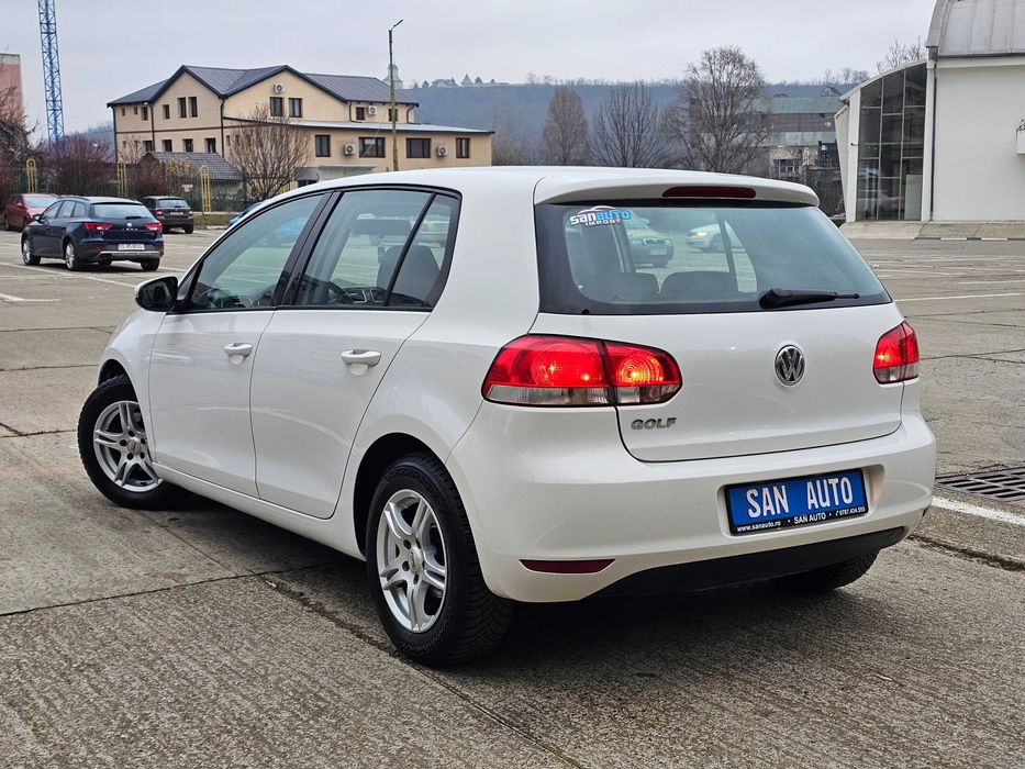 VW Golf VI 2011 1.2 TSI 85 CP euro 5 automata / RATE fara avans