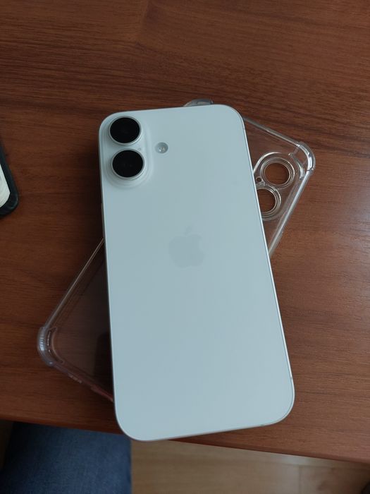 Iphone 16 с гаранция