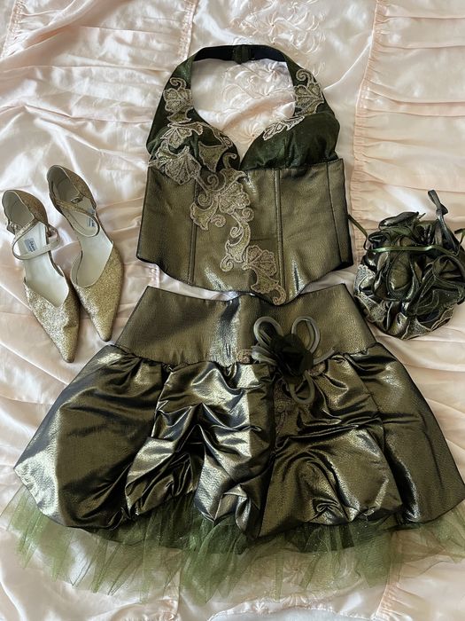 Бална рокля от две части