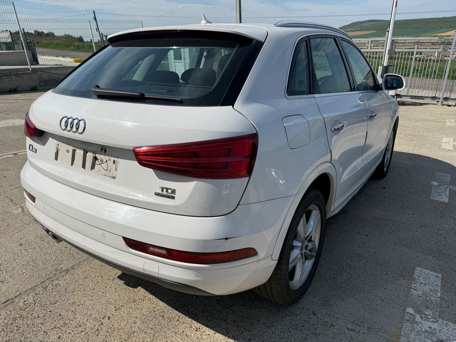 Dezmembrez Audi q3 facelift 2015 alb lb9a 2.0 tdi CUVC quattro