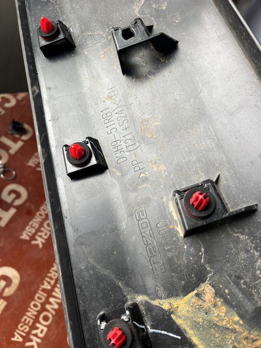 Лайсна за врата Mazda CX90