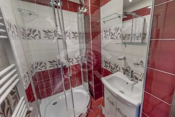 Дава се под наем Четиристаен апартамент в Бургас, Зорница - 80 кв.м за 149200 € - Снимка #4