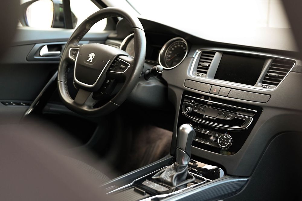 Peugeot 508 1.6 benzina 165 CP / Automata / 102000 km / 2018