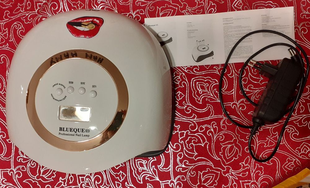 UV/LED лампа за гел лак/ нокти