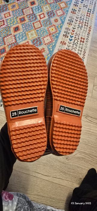 Cizme si adidasi fetite