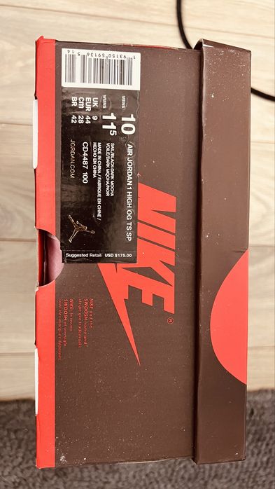 JORDAN 1 Retro High OG Travis Scott