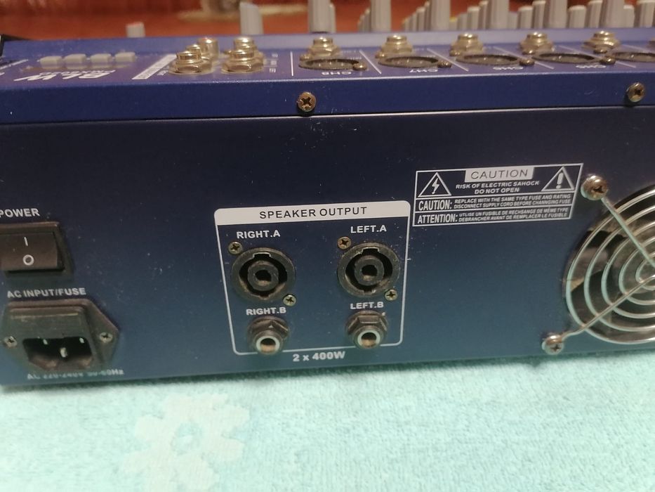 Mixer Profesional PMX802D 2x400w