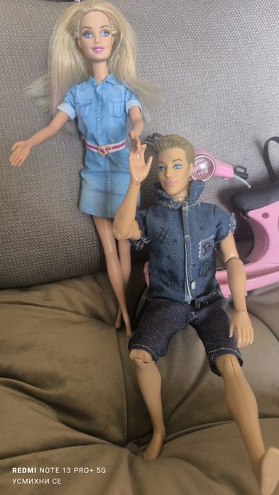 Бярби и Кен на мотор