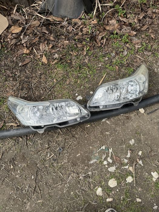 Фарове за Ситроен Ц 4 Citroen C 4 гр. Пловдив Западен • OLX.bg