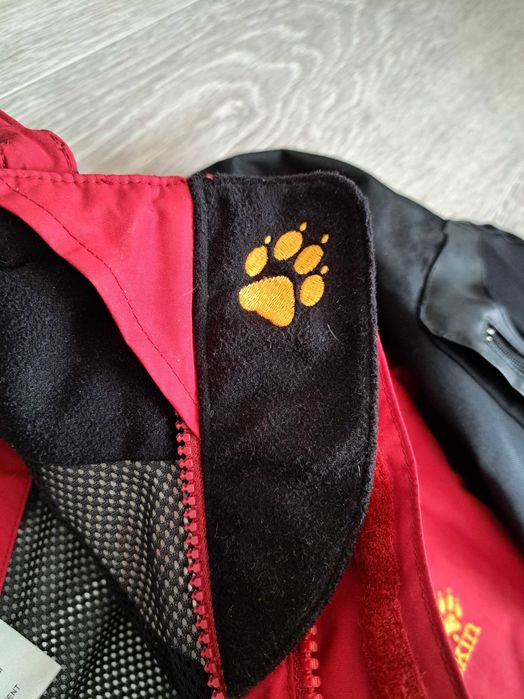 Geaca jack wolfskin