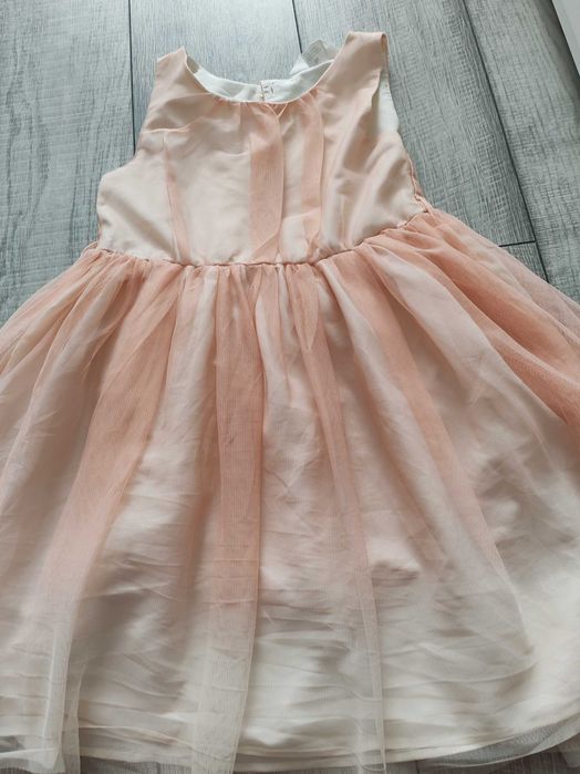 Рокли за момиче подходящи за 7-8  години