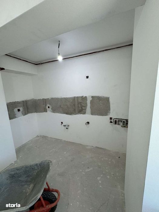 Apartament 3 camere decomandat/nou/ metrou 1Mai