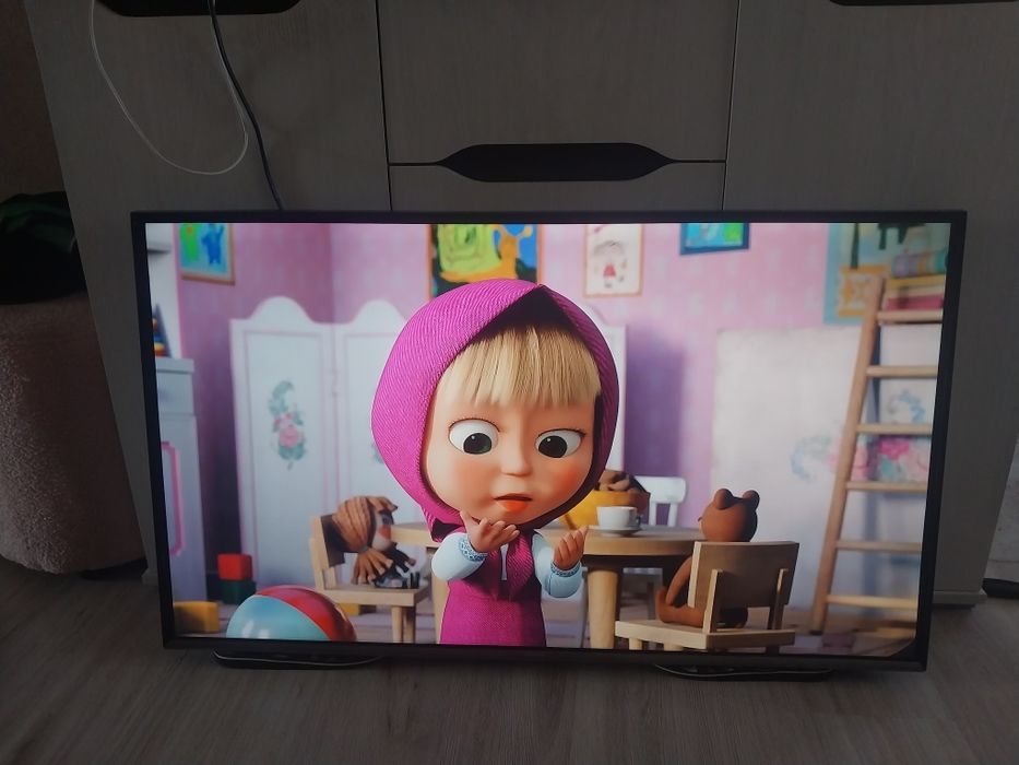 Смарт телевизор Samsung 109см. С дефектом.