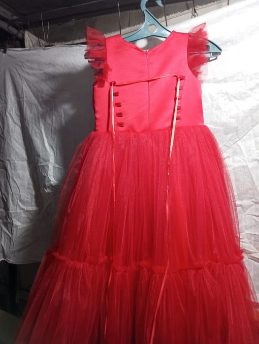 Продам платье детское