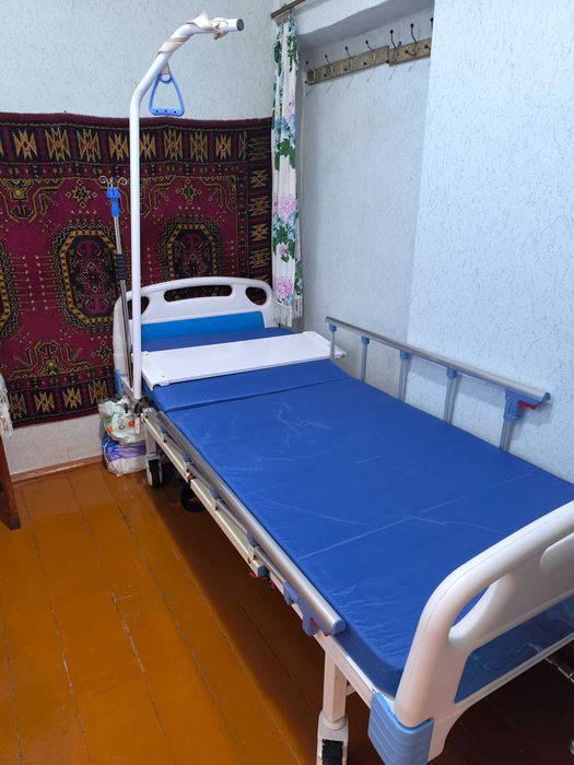 Медицинская мебель , функциональная кровать