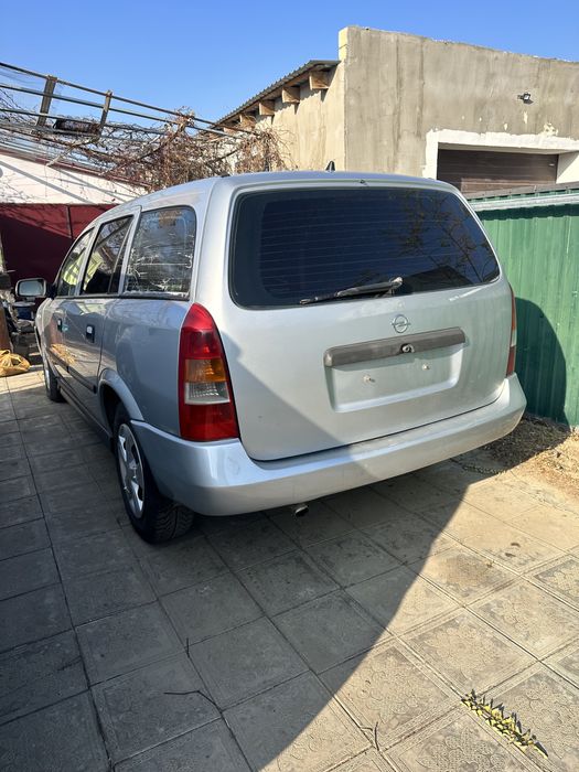 Opel Astra.