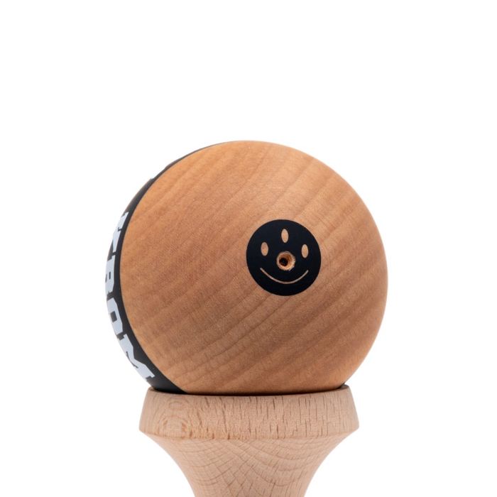 Tama Krom Strogo Bee Naked