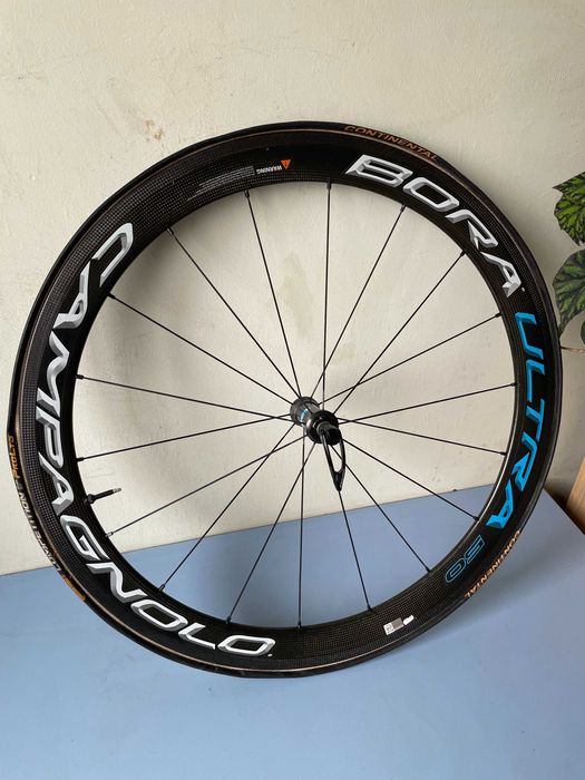 Предна карбонова капла с гума Campagnolo bora ultra 50 tubular