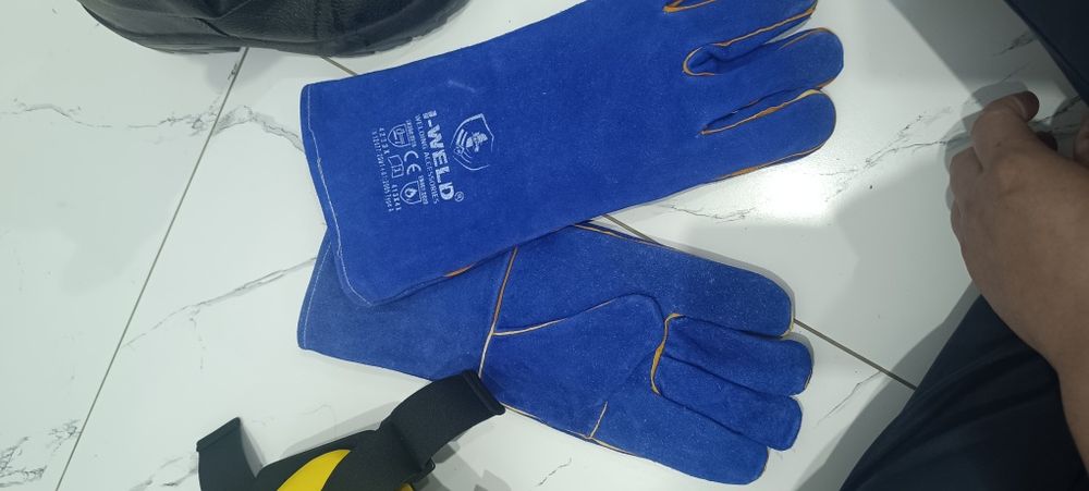 Продам сварочный перчатки