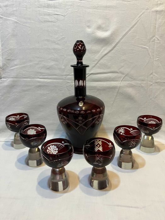 Ретро кристални и стъклени сервизи за вино/шампанско