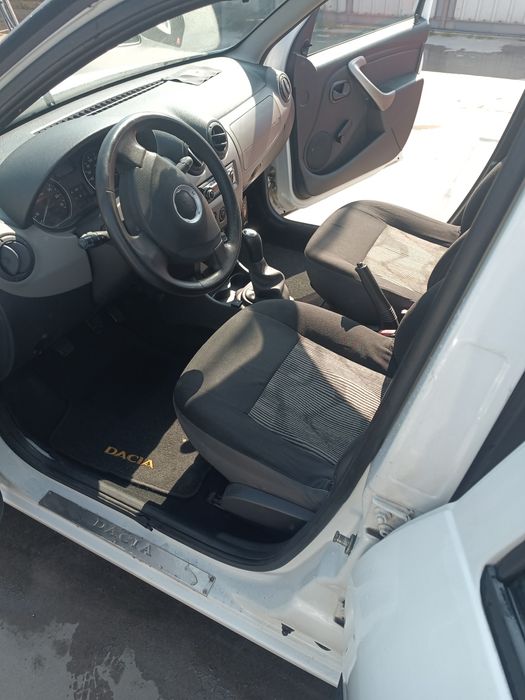 Дачия Сандеро 1.4 газ