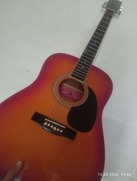 Gitara  razmer 41 lik