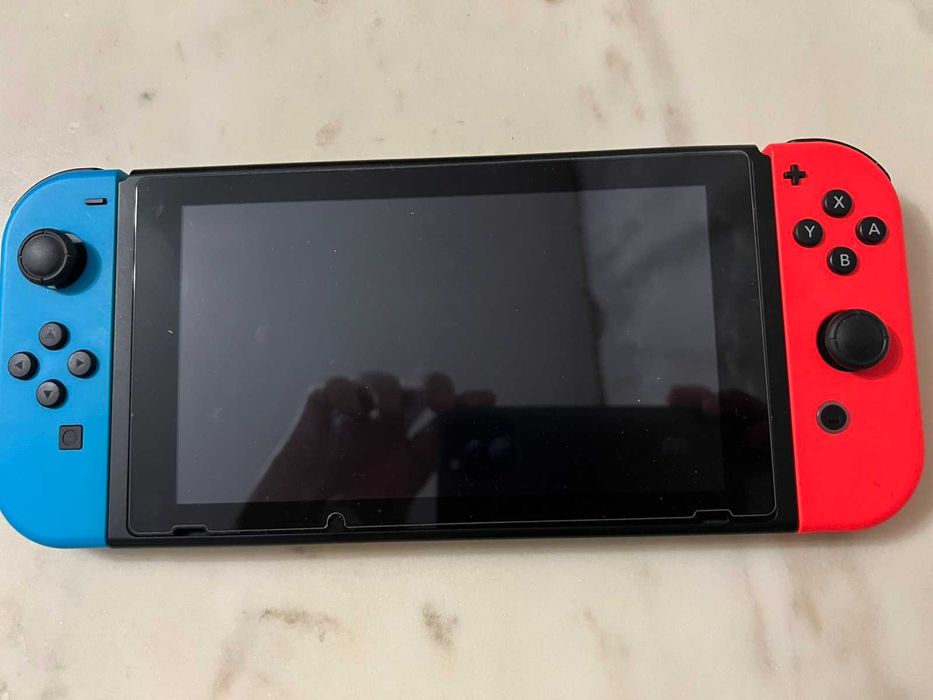Nintendo Switch - Като Нова
