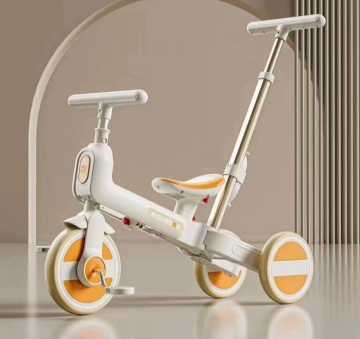 Даставка бэсплатная. 3в1 детске беговая велосипед с радительскол ручко