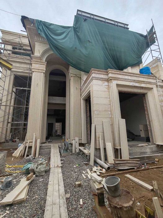 ул.Аккурган Евродом-коробка 4-уровня 6-сот 8-комн 1300 м² в махалле