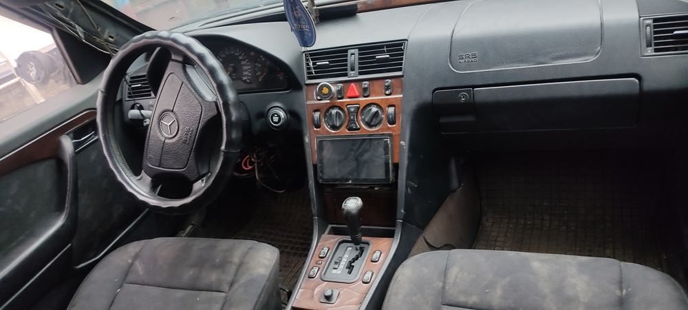 Продам Мерседес С-280