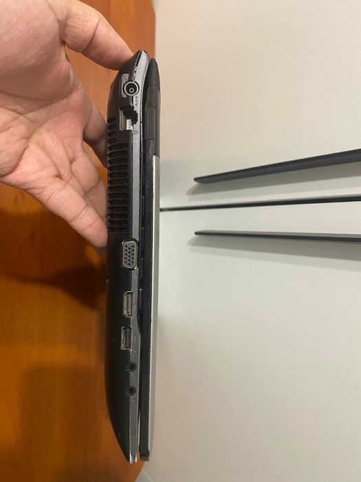 Samsung 15.6/4/500/intel core i5