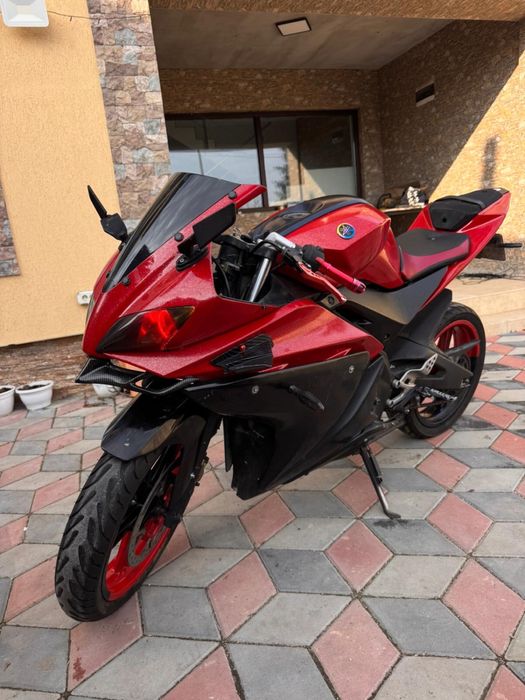 Yamaha Yzf R 125 cc