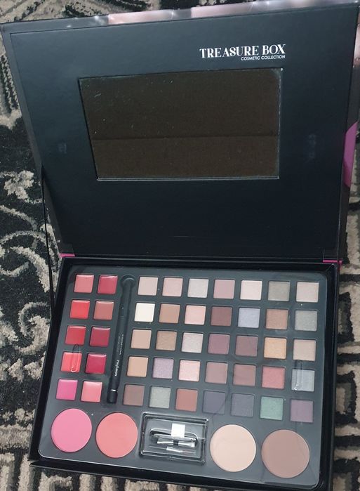 Trusa profesionala machiaj