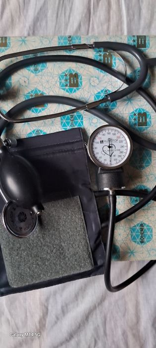Новый механический тонометр Адъютор Санкт Петербург Россия