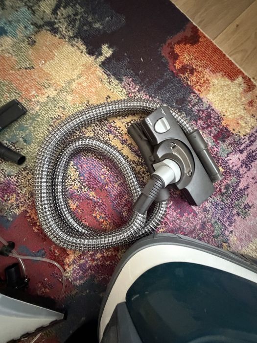 Aspirator cu spalare Bosch BWD41720